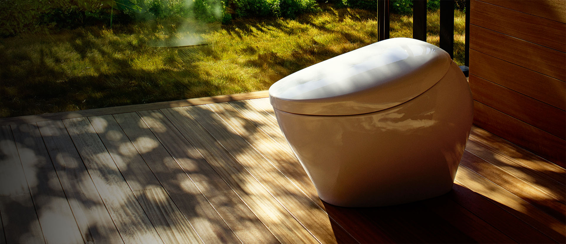 Background image of a TOTO NEOREST Toilet.